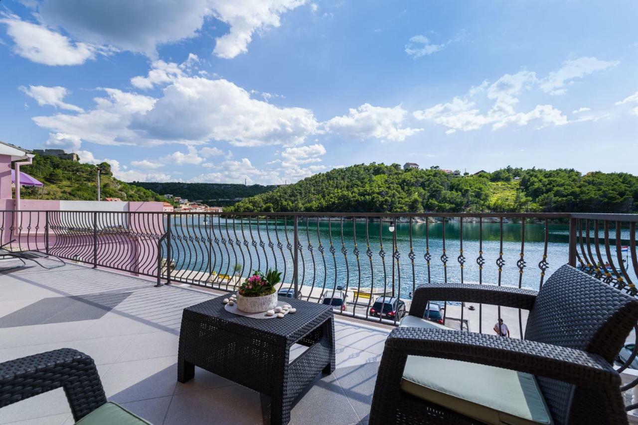 Apartment Newcity Novigrad  Екстер'єр фото