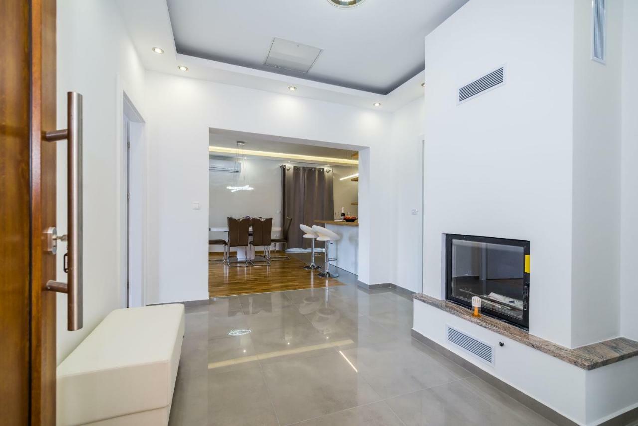 Apartment Newcity Novigrad  Екстер'єр фото