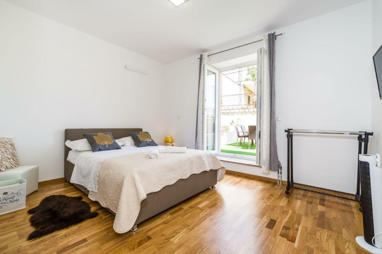 Apartment Newcity Novigrad  Екстер'єр фото
