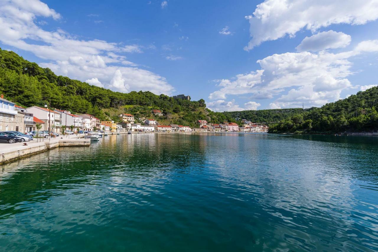 Apartment Newcity Novigrad  Екстер'єр фото