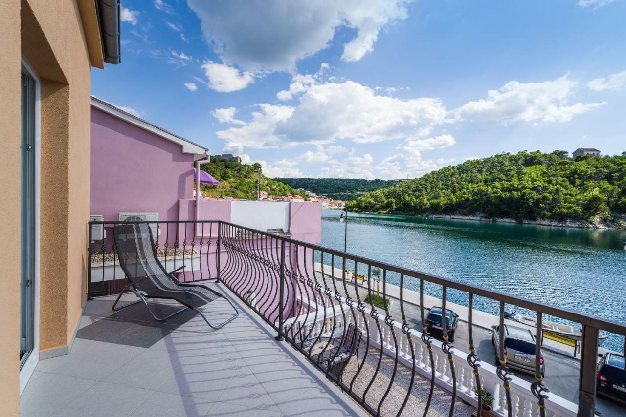 Apartment Newcity Novigrad  Екстер'єр фото
