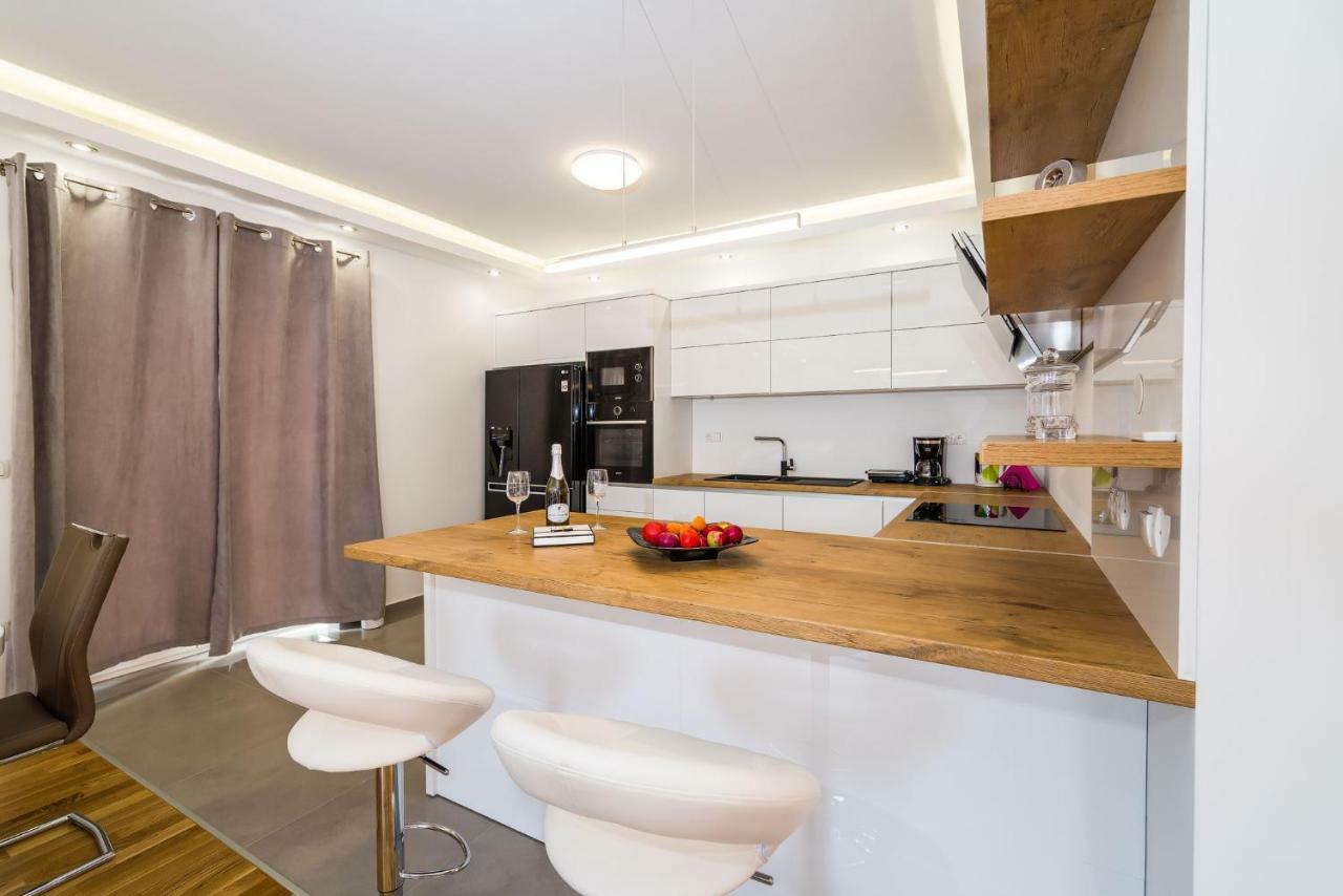 Apartment Newcity Novigrad  Екстер'єр фото